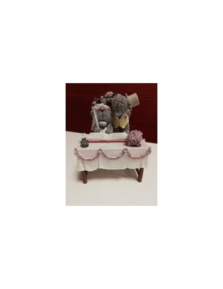 couple me to you qui signe à la table