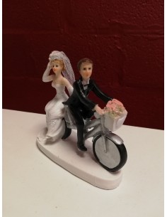 Mariée à l'arrière du vélo 2