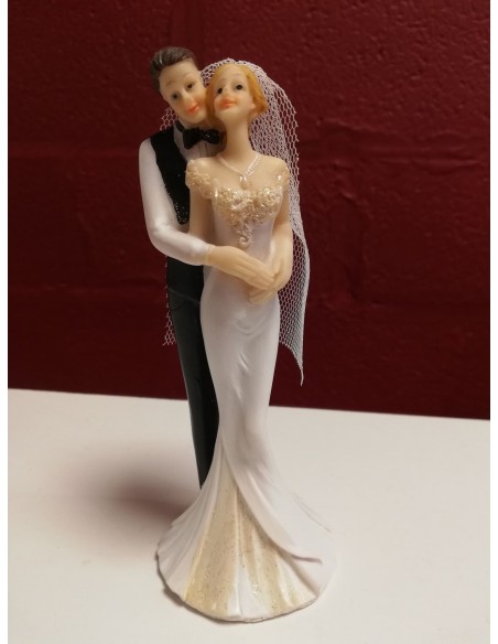 Marié derrière la mariée