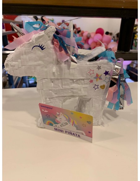 mini licorne blanche