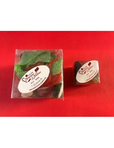 Cube plexi de 4cm sur 4cm bonbons Joris